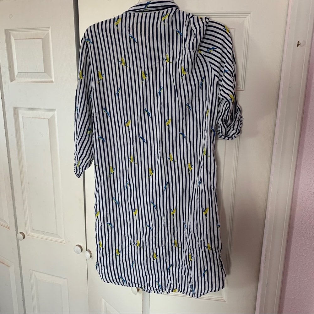 LOB Long Button Down Top - Picture 3 of 4